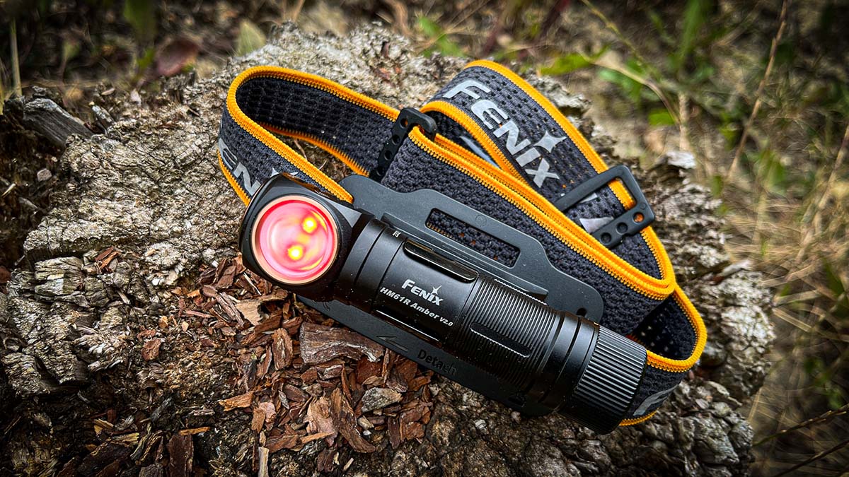 Univerzális outdoor fejlámpa: Fenix HM61R Amber V2.0
