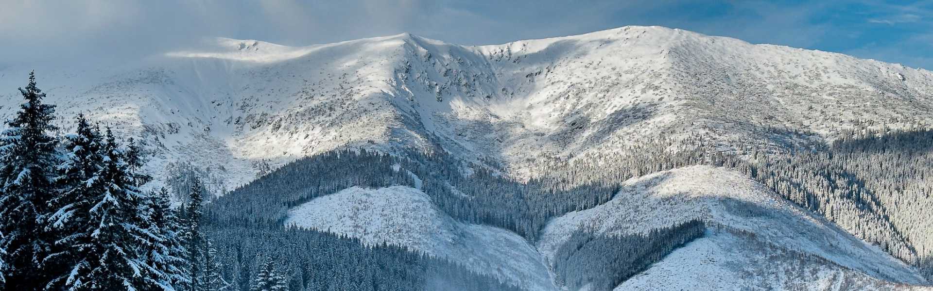 Szlovákiában beindultak a hóágyúk