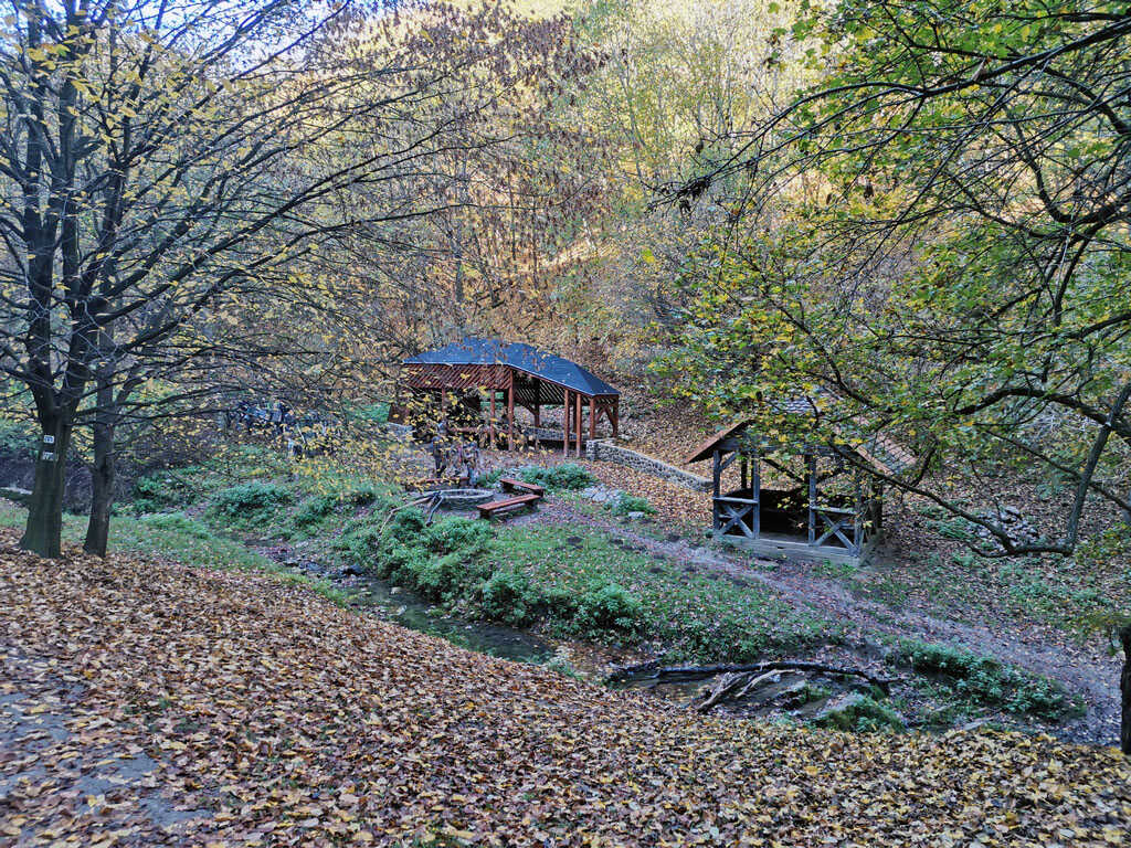 Kalandozás a Váraljai- és az Óbányai-völgyben-5