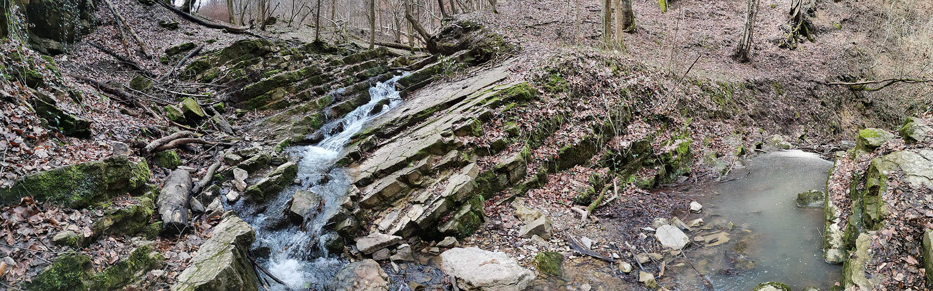 Kalandozás a Váraljai- és az Óbányai-völgyben