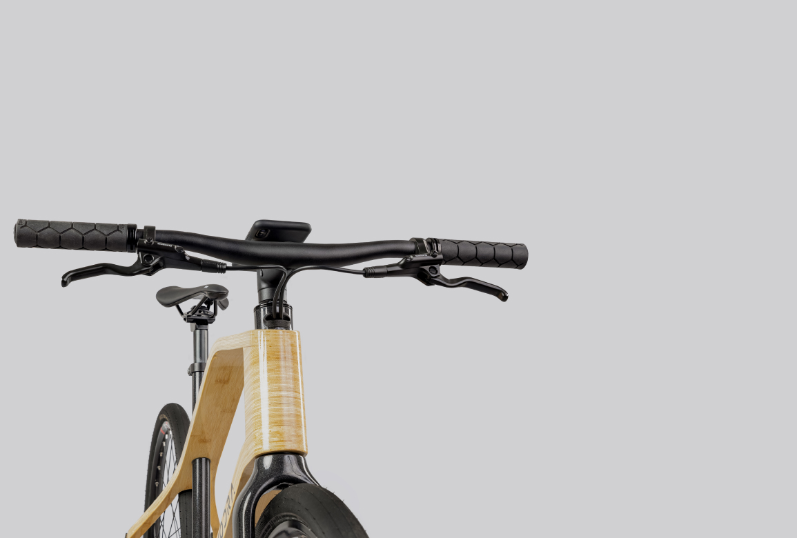 A világ legkönnyebb elektromos bringája bambuszból készül!-4