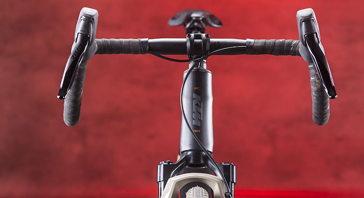 Aszfaltra-terepre: KTM X-Strada Prime-3