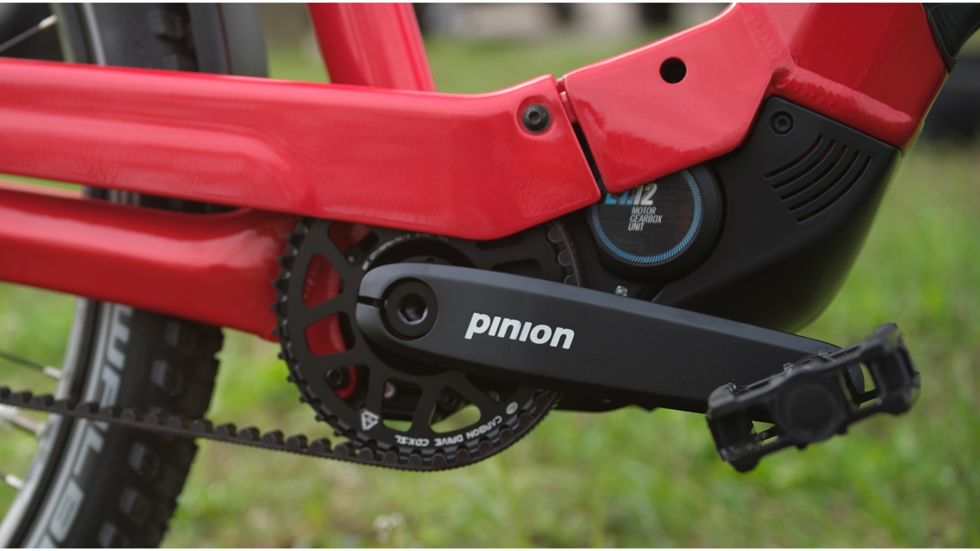Létezik tökéletes elektromos kerékpár meghajtás? Igen! A Pinion MGU-8