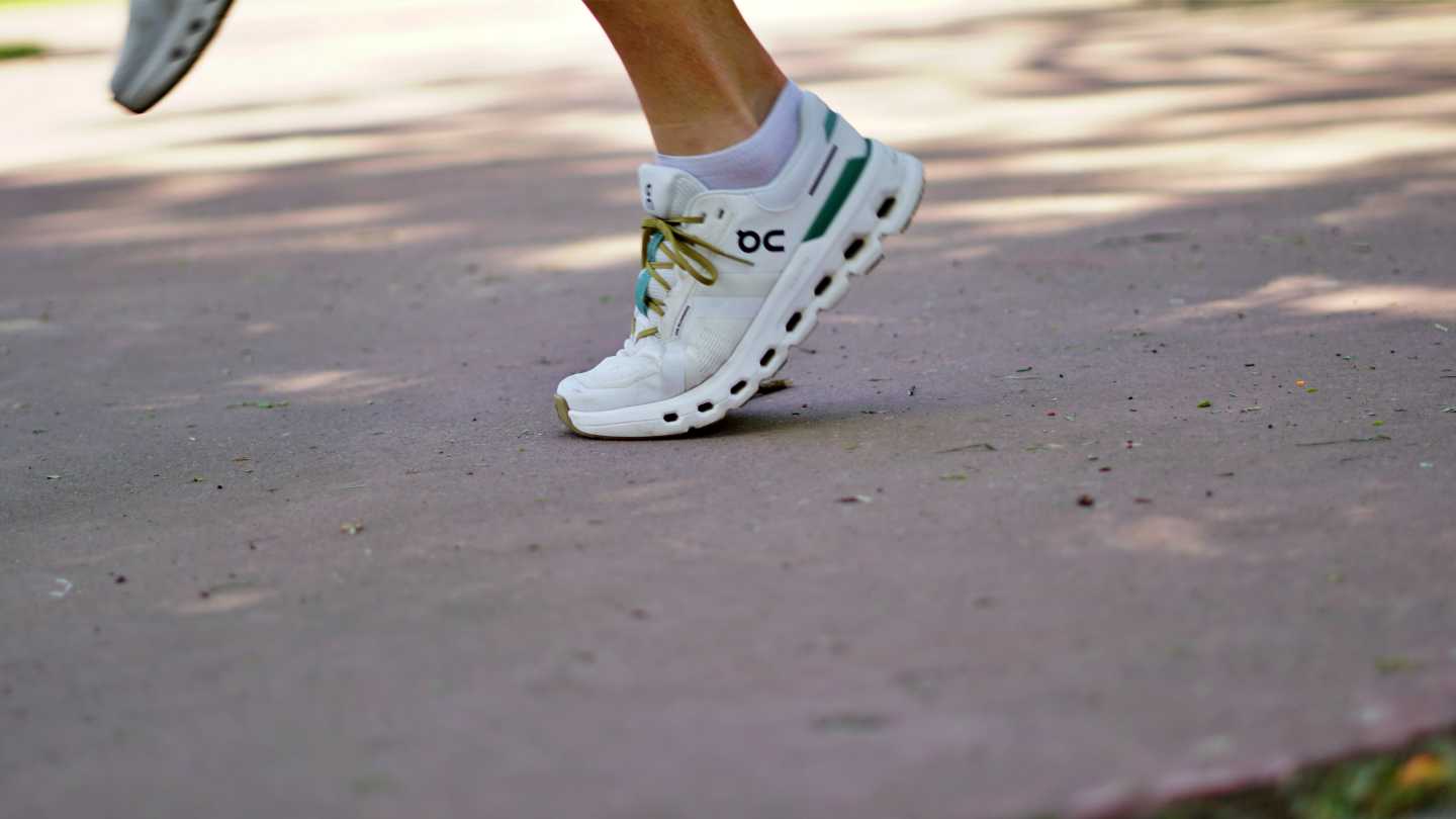 ON Cloudrunner 2 teszt-8