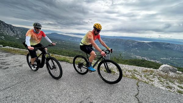 Látványos aszfaltos túra a tengerpartról, Selce városából indulva