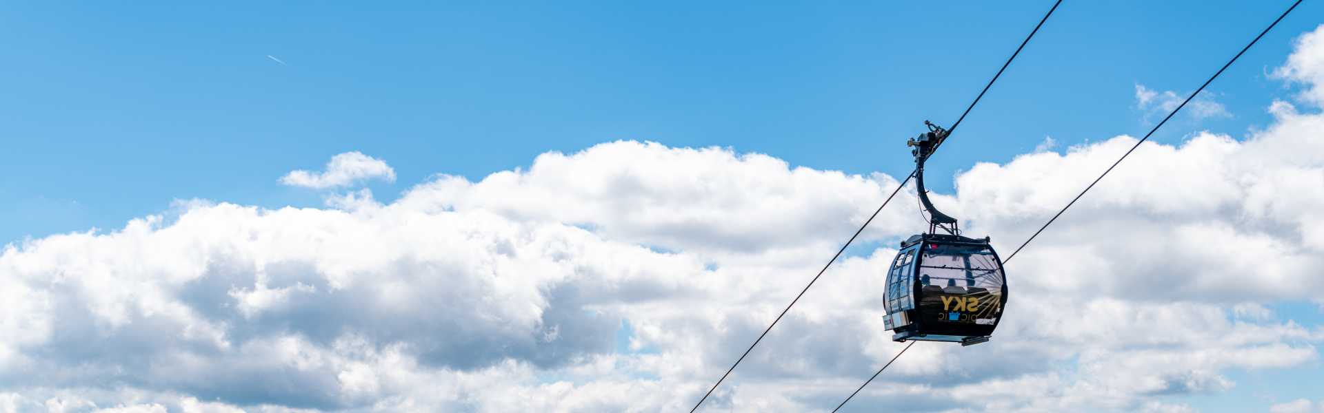 Fejedelmi piknik a fellegekben