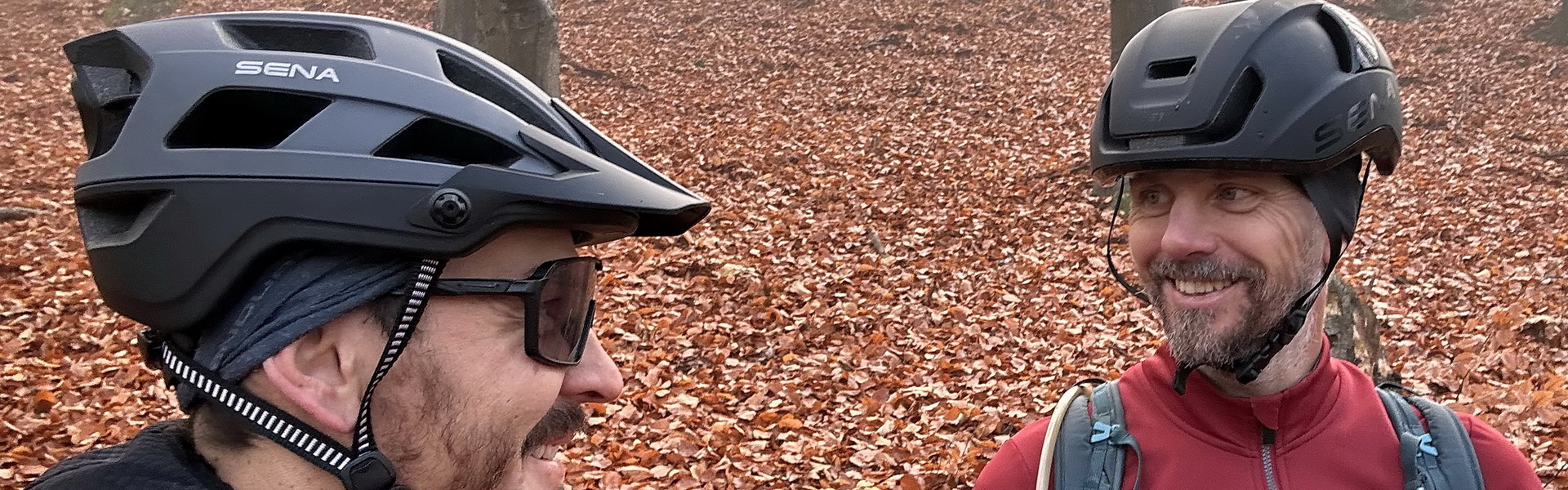 Így beszélgess bringázás közben: Sena kerékpáros fejvédők és eszközök