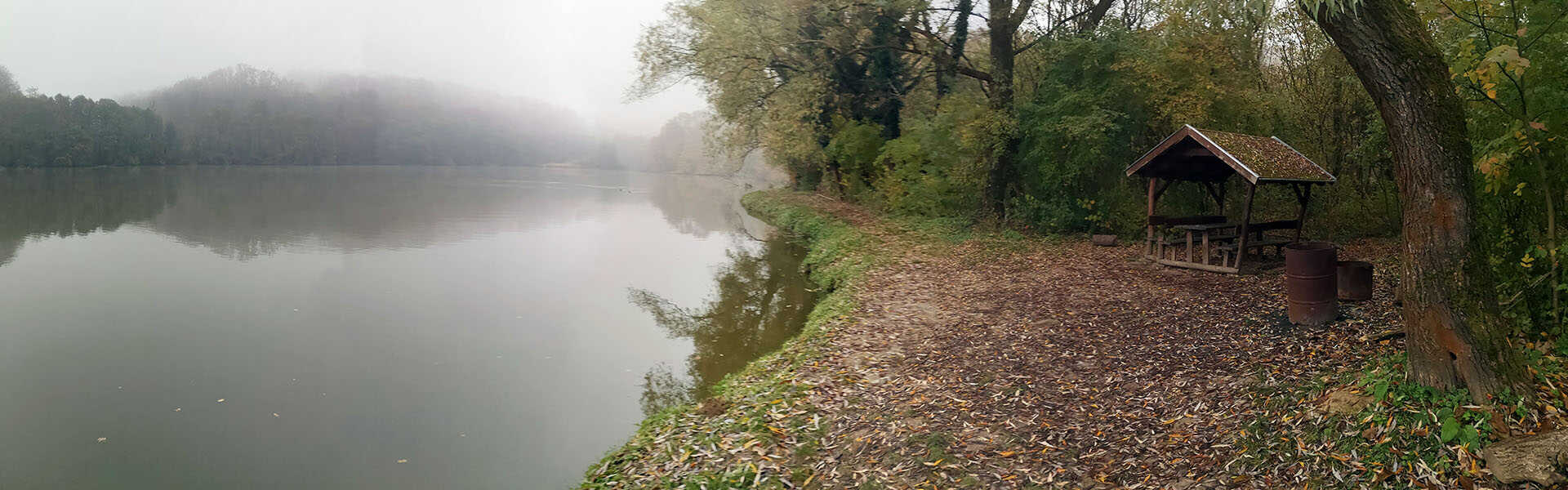 Az Orfűi tórendszer természetes erdei szegletében