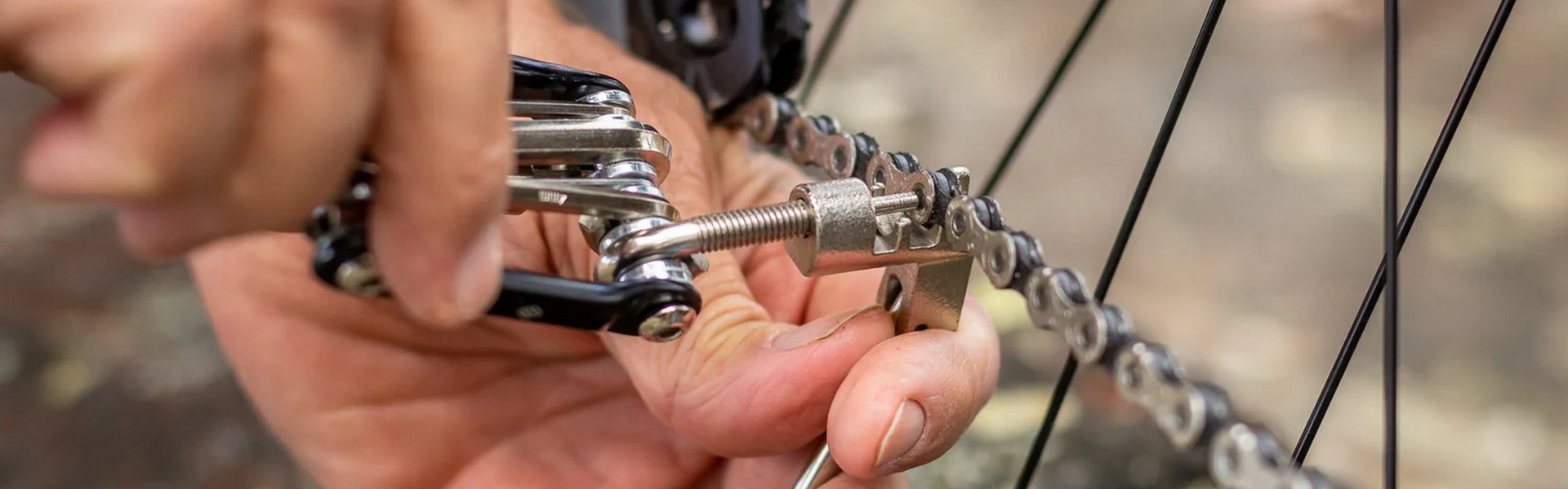 Milyen alap szerszámokat érdemes magammal vinni kerékpártúrákra?