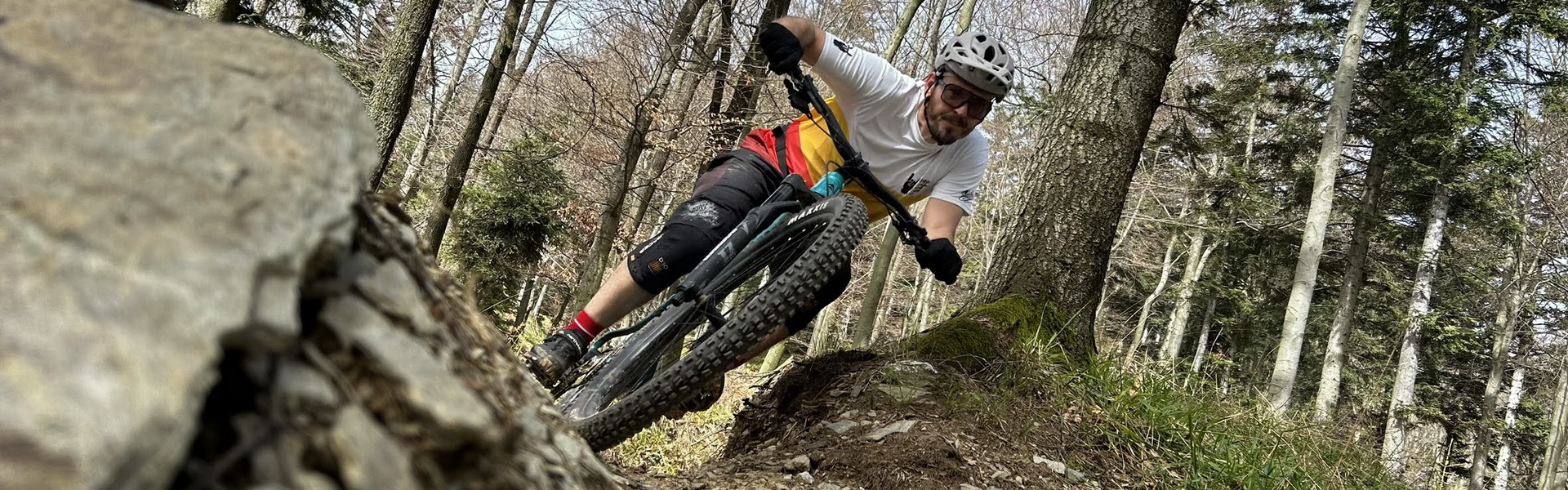 Hol találok hegyi kerékpározásra alkalmas útvonalakat?