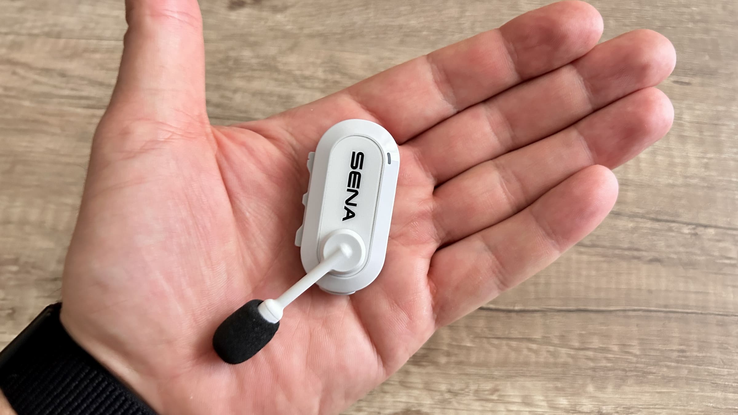 Sena BiKom 20 kommunikátor és az U1 ebike fejvédő-20