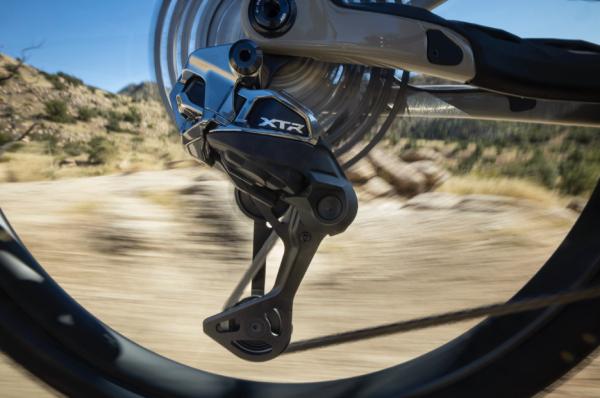 Megérkezett a valódi vezeték nélküli XTR M9200 Di2 váltórendszer!