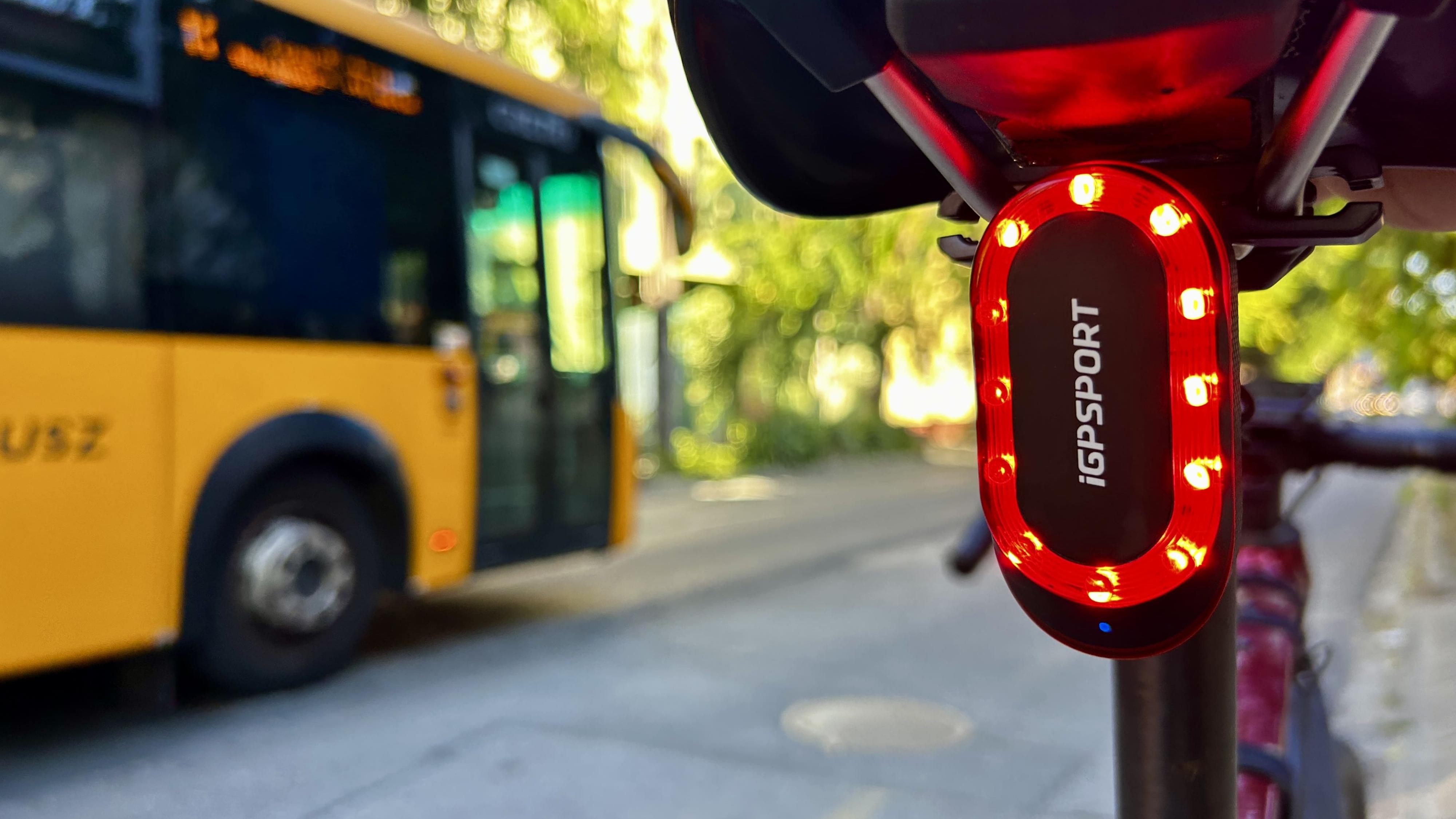 iGPSport újdonságok - navigáció többnapos útra és biztonságnövelő lámpa-20