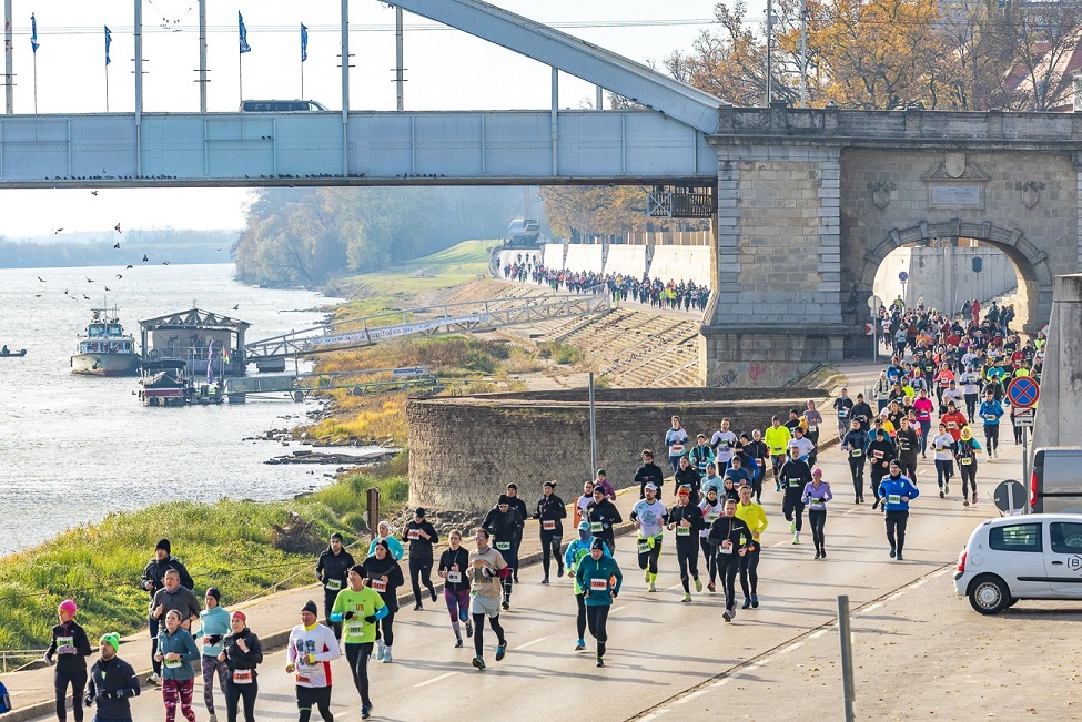 X. Szegedi Jótékonysági Félmaratonimg