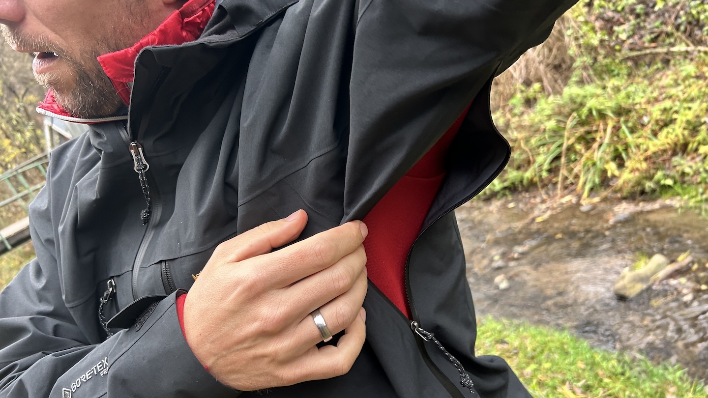 Fjällräven Bergtragen GTX Pro héjkabát-4