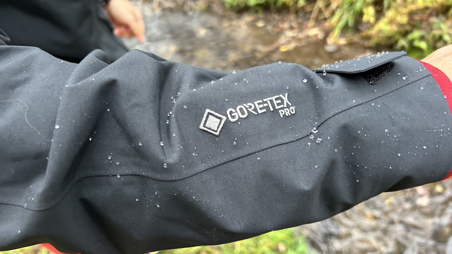 Fjällräven Bergtragen GTX Pro héjkabát-3