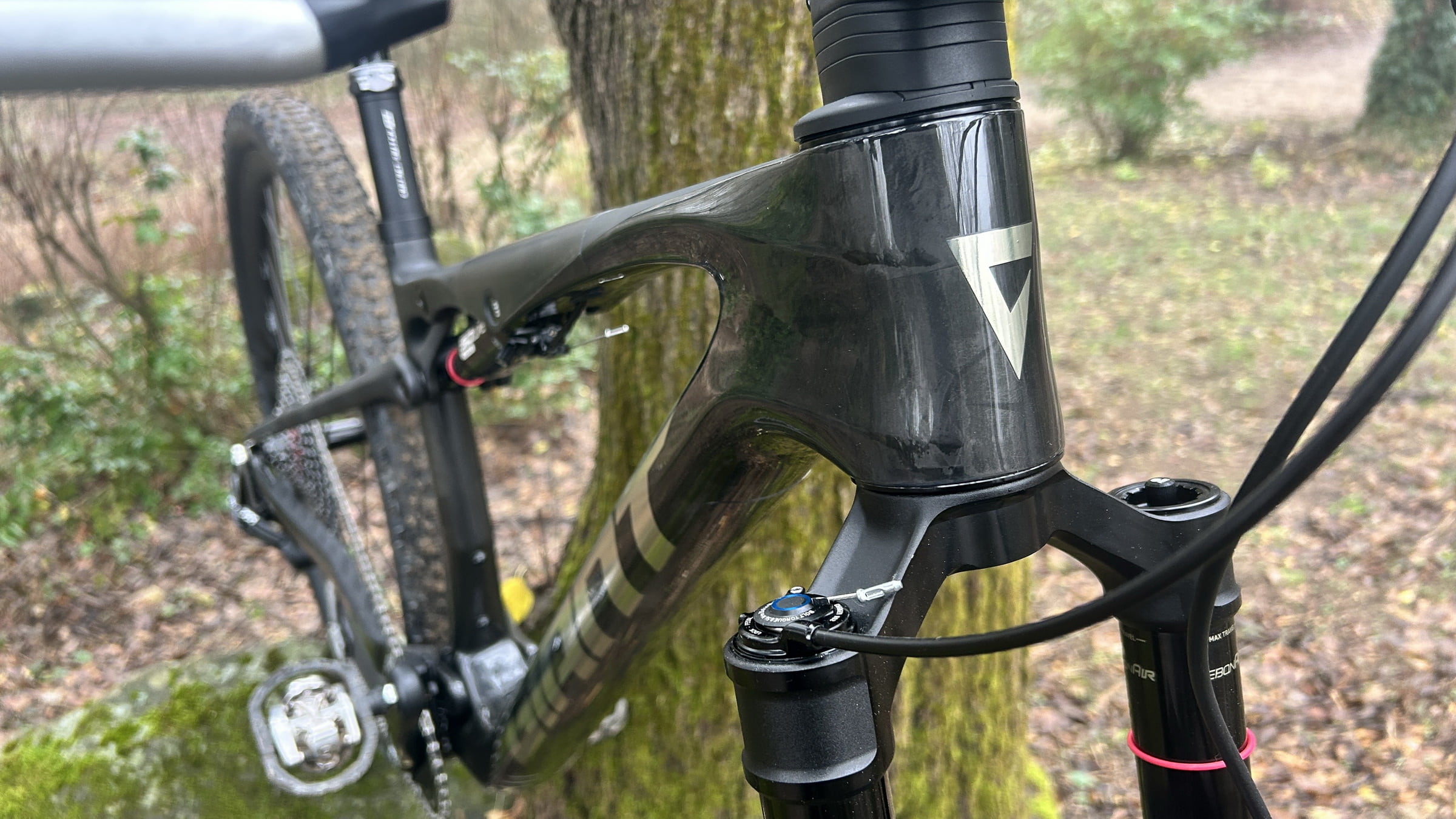 Ha minden másodperc és watt számít - Giant Anthem Advanced SL 2026-1