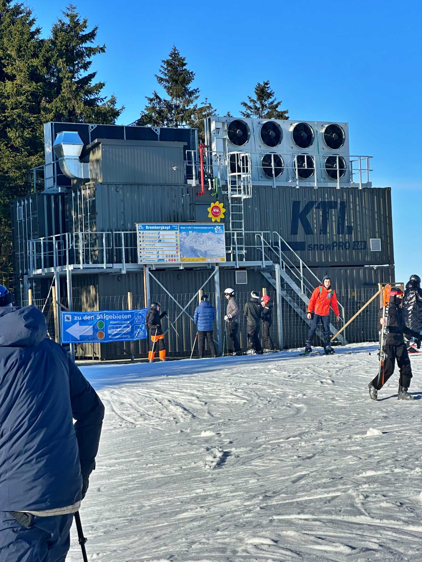 Hóbiztos síterepek, akár tavasszal?-5