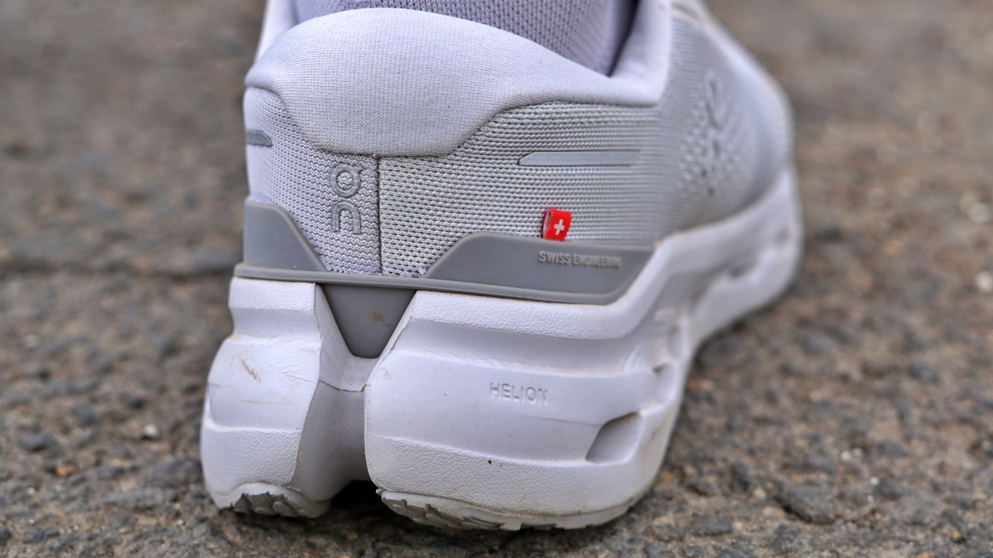 ON Cloudrunner 3 futócipő teszt-13