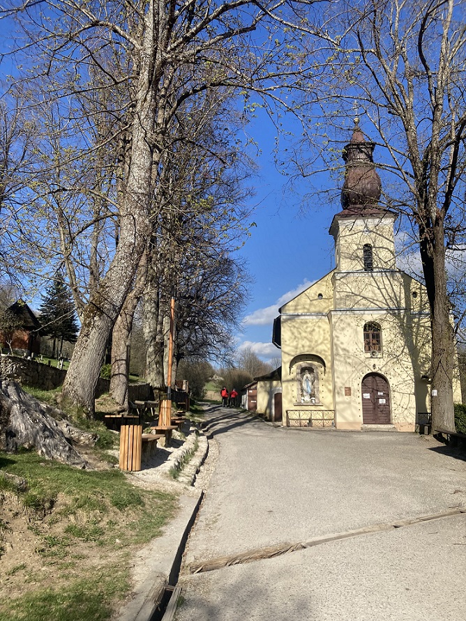 Igazi hegyek szurdoktúrával és sziklameredélyekkel- csak egy ugrásra-9
