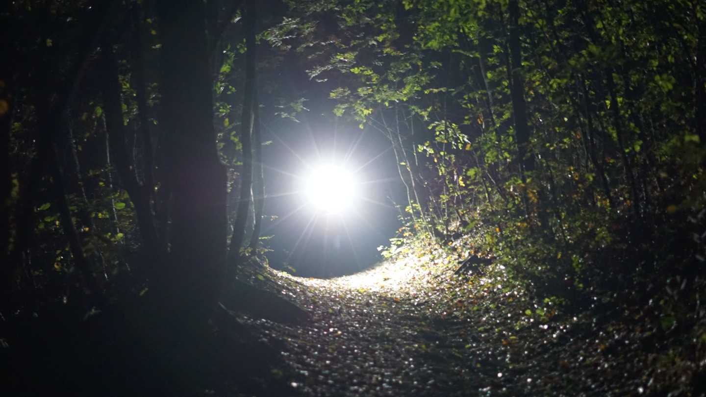 Lumenből sok, grammból kevés. Új Petzl fejlámpák-11