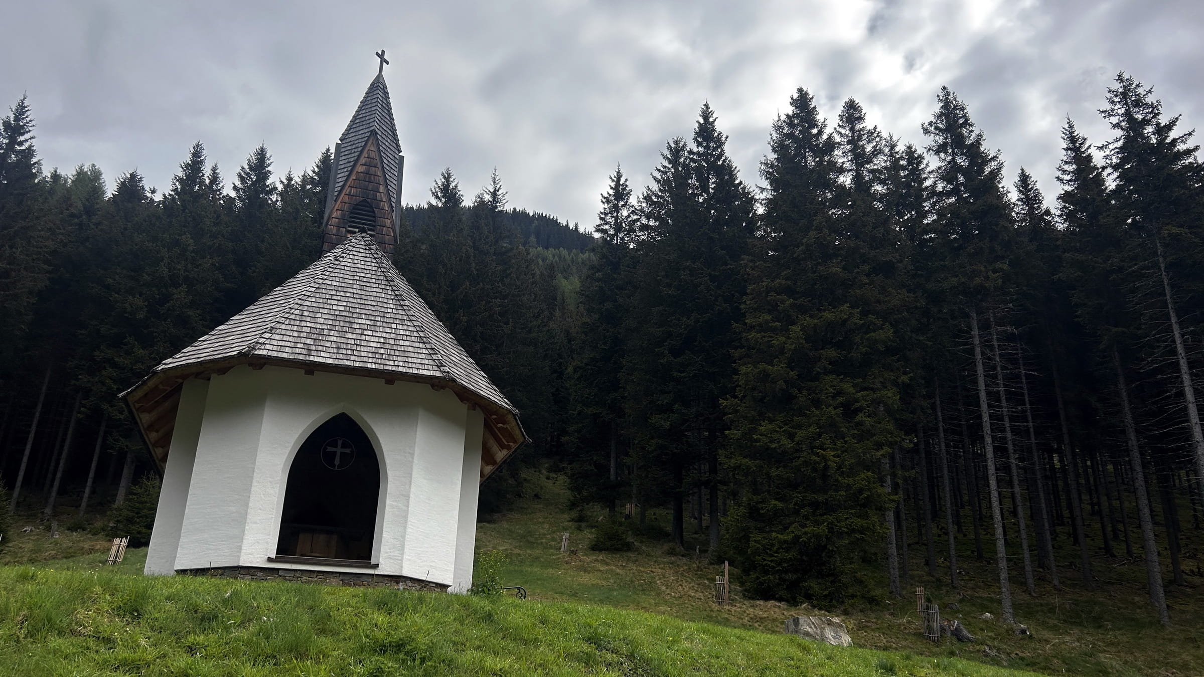 Egy kápolna a meseszép tavacska partján - könnyed Ingeringsee túra-6