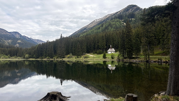 Egy kápolna a meseszép tavacska partján - könnyed Ingeringsee túra