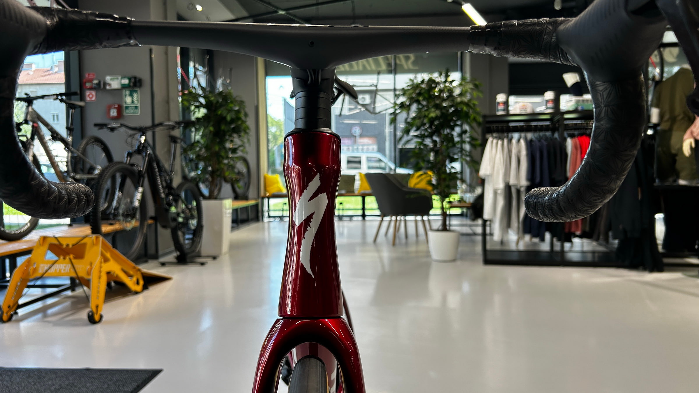 Csak 4 watt, de bőven elég  Specialized S-Works Tarmac SL9-3