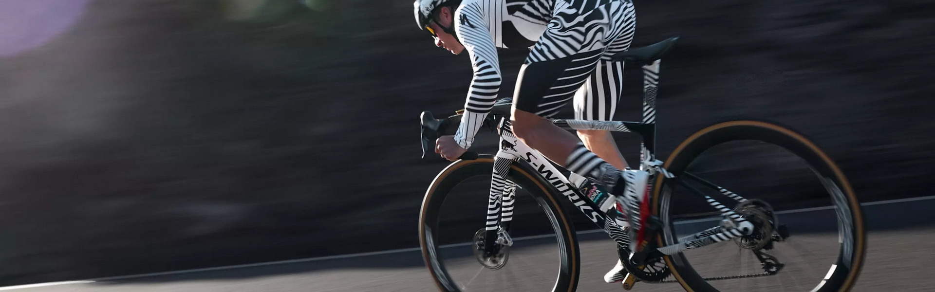 Csak 4 watt, de bőven elég Specialized S-Works Tarmac SL9