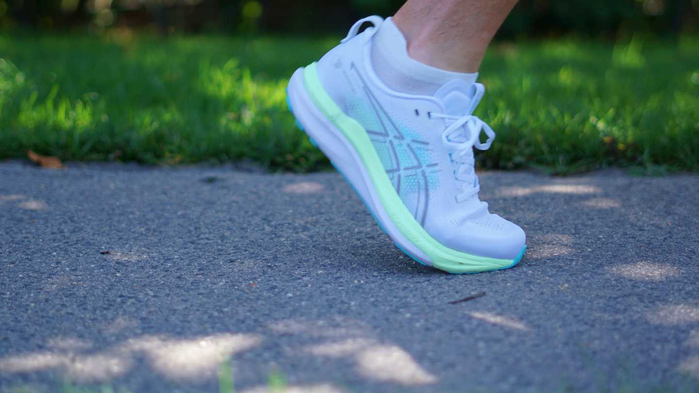 ASICS Gel Kayano 33 futócipő teszt-2