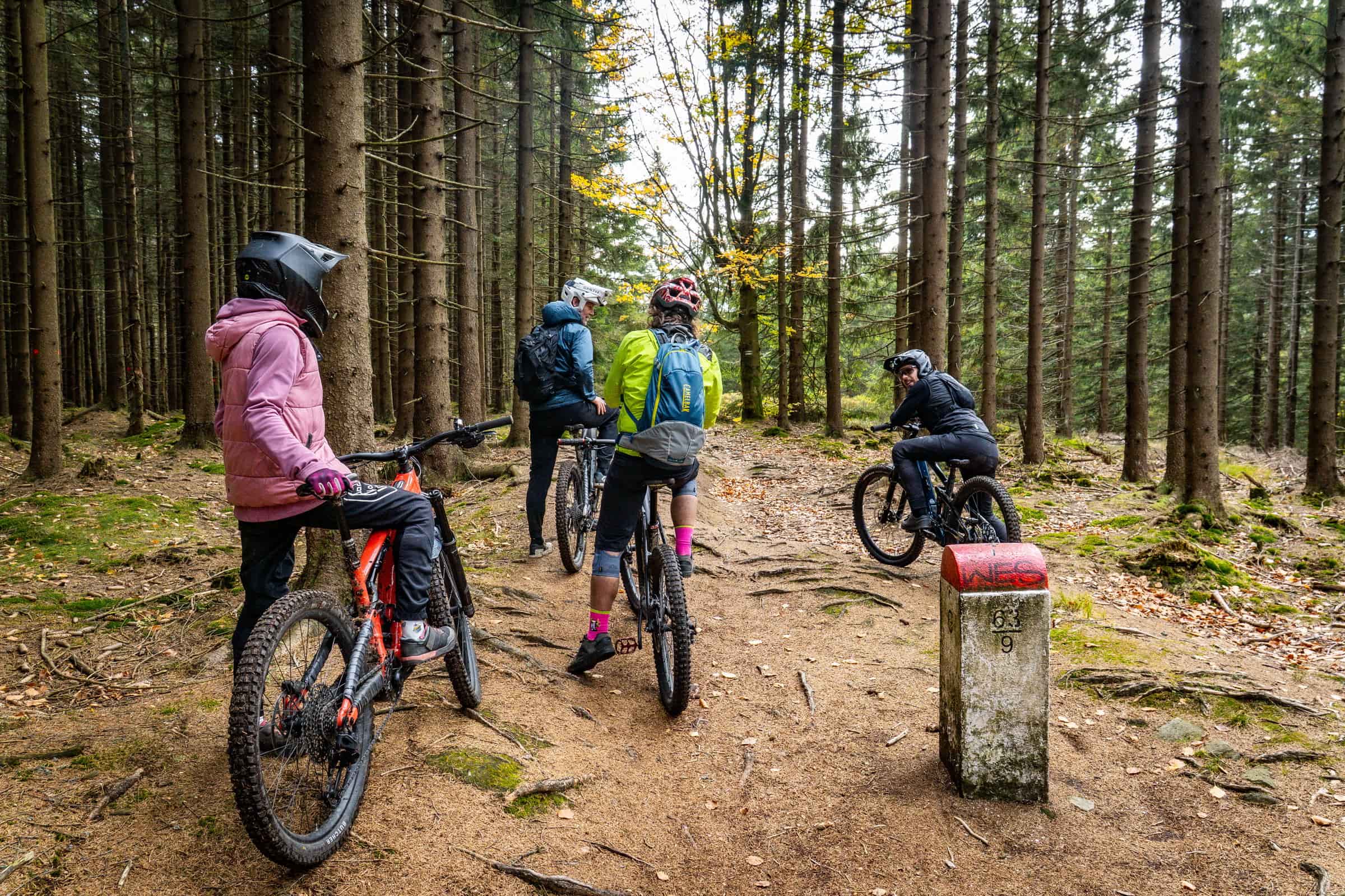 Technikás és látványos e-mtb enduro túra a lengyel-cseh határ mentén-6